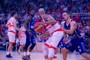 CSM CSU Oradea a făcut un joc bun şi s-a impus cu 76-64 în prima partidă de acasă din semifinala cu BC CSU Sibiu