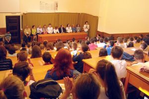 Creatorii de roboţi şi-au dat întâlnire la Colegiul Naţional “Ferdinand I”