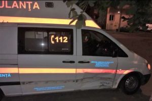 Ambulanţă avariată într-un accident la Constanţa