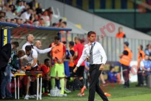 VERDICT DUR. „Echipa naţională nu există. Este folosită de absolut toţi în interes personal”