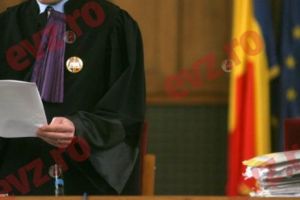 Treisprezece rechizitorii anticorupţie, desfiinţate de judecători. Achitări pe bandă rulantă în dosarele DNA