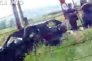 CLUJ: O maşină cu tineri s-a răsturnat la Jucu. Au scăpat ca prin minune VIDEO
