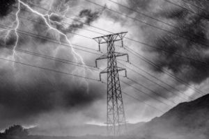 VIJELII şi GRINDINĂ, ACUM în România! Avertisment DE ULTIMĂ ORĂ de la meteorologi. Vremea O IA RAZNA