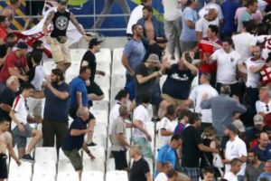Fanatici  ruşi promit să dea fanilor din Anglia un fotbal ca în IAD la Cupa Mondială