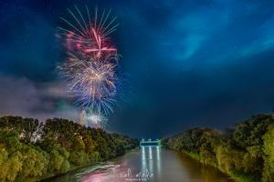 FOTO&VIDEO. Zilele oraşului s-au încheiat cu un spectaculos foc de artificii