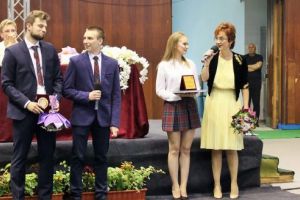 FOTOGALERIE: Excelenţa, ca normă, la Colegiul Naţional „Al. Papiu Ilarian“