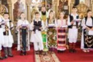 Sărbătoare pe Valea Bistrei. La Măru, credinţa se îmbină cu tradiţiile