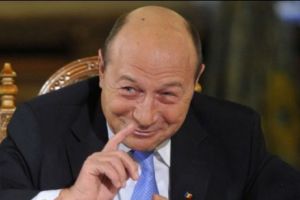 Băsescu i-a luat APĂRAREA premierului Dăncilă: „Unii râd ca PROȘTII” Ce a urmat, sunt ACUZAȚII FĂRĂ PRECEDENT: „Este ZERO”