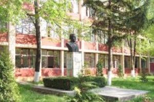 40 de ani de la înfiinţarea Liceului de Chimie Industrială nr. 4 Vaslui: Profesoara Ana Angheluţă – primul director