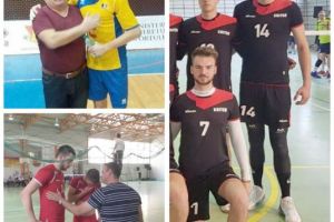 Ocnamureşeanul Florian Bartha, vicecampion naţional cu LAPI Dej | Voleibalistul din Ocna Mureş, cel mai bun centru al turenului final de la Bucureşti