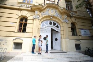 Scoli fara avize ISU la Timisoara