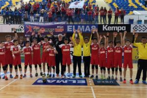 Handbalul masculin renaşte în Braşov!  Locul 1 şi calificare în Turneul Final!
