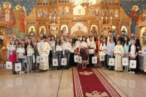 Centenarul a deschis inimile copiilor din Ilfov. Protoieria Ilfov Nord şi-a premiat elevii care au strălucit la concursul “Unirea: libertate şi unitate”