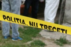 Caz şocant, în România! Un copil de 9 ani şi-a înjunghiat în gât bunica