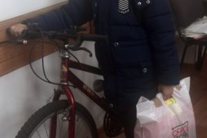 Astăzi, la Bariano, în Lombardia – Ministrul Natalia Intotero îi va premia pe copiii care au ajutat un elev sărac din Piteşti