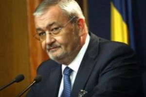 Sebastian Vlădescu, fost ministru de Finanţe, şi-a plătit cauţiunea de un milion de euro cu lingouri de aur
