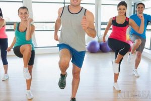 Ce mai face Primăria din Paleu cu banii cetăţenilor? Plăteşte cursuri de… aerobic