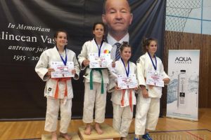 25 de medalii pentru tinerii judoka orădeni la Cupa Nordului de la Baia Mare