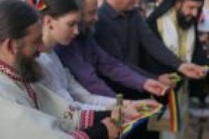 Zi de mare sărbătoare pentru Centrul de Tineret „Sfinţii Arhangheli Mihail şi Gavril” din Moniom