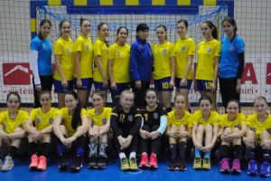 Handbal: Junioarele II şi V de la Corona încep turneele finale