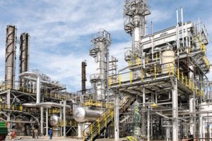 Petrom reia operaţiunile la rafinăria Petrobrazi, după o revizie de şase săptămâni care a costat 45 mil. euro