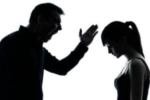 SCHIMBARE MONUMENTALĂ a LEGII. De acum, GELOZIA SE PEDEPSEȘTE GRAV!