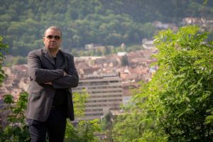 Corneliu Țepeluş: ”Cel mai periculos în ţara asta, nu e politicianul corupt, ci parvenitul frustrat!” Un harghitean cu renume, într-un interviu de exepţie