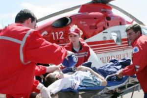 Copil trimis cu elicopterul la Bucureşti