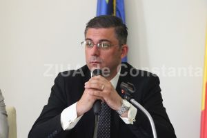 Edificiul Roman cu Mozaic va fi reabilitat. Presedintele CJC, Horia Tutuianu, a semnat contractul de finantare