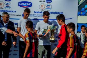 Astazi, la Academia Hagi, de la Ovidiu, va debuta turneul final al Cupei Hagi Danone