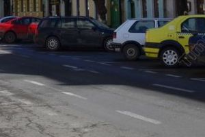 Reparaţii de noapte pe două străzi importante din Bistriţa. Apel către şoferi