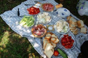Brunch-ul copiilor din Chirpăr- gătesc româneşte de ziua lor