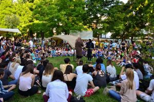 Teatrul Aualeu si Cinemobilul nu vor lipsi de la Festivalul Launmomentdat in parc