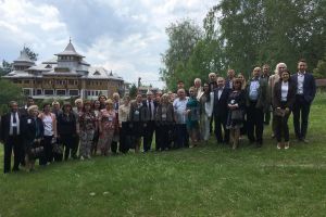 La Vatra Dornei a avut loc o conferinţă ştiinţifică despre turismul rural românesc în ...