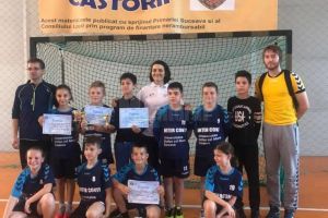 Școala „Ion Creangă” Suceava s-a calificat la faza finală a ONSȘ la handbal mixt, ...