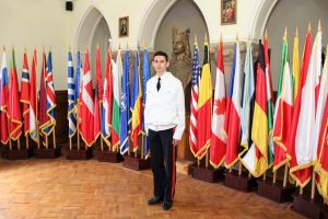 Un elev al Colegiului Militar din Câmpulung a fost admis la Academia Forţelor Aeriene a ...