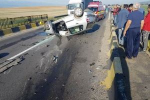 FOTO – Accident mortal între Sibiu şi Braşov. Tamponare frontală