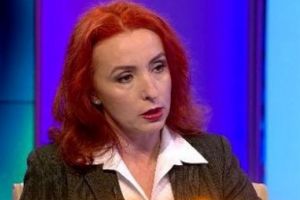 Ingrid Mocanu o face ‘praf’ pe Kovesi, dar şi pe susţinătorii ei: ”Păi, măi slugi ordinare (sau Slujiri ordinare)…”