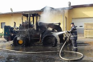 Incendiu la un utilaj tip volă, în Topliţa