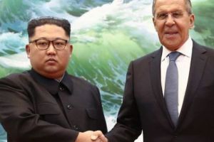 Pentru prima dată un oficial RUS s-a întâlnit „ faţă în faţă ” cu Kim Jong-un