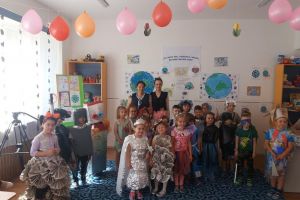 “Eu sunt mic, Pământu-i mare, de mine nevoie are’’