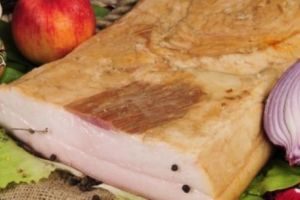 DETALIU ȘOCANT descoperit în slănina de la ţară, consumată cu ceapă şi pălincă! MITUL a fost SPULBERAT