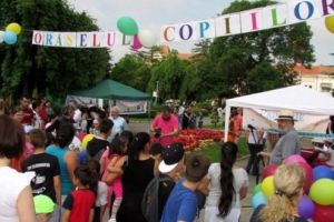 Cei mici pun stăpânire pe Reghin de ziua lor