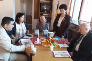 Profesorul Mihai Trifoi a lansat un nou volum: „În umbra timpului”