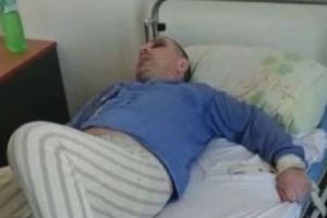 SCENE DURE la Spitalul de Psihiatrie din Botoşani! Un bărbat a fost BĂTUT şi LEGAT de pat. Teoria INCREDIBILĂ a familiei 