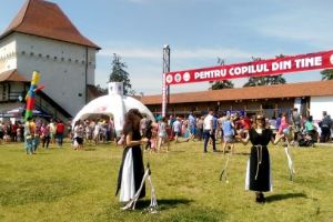 VIDEO: Alătură-te sutelor de suflete ce sărbătoresc Ziua Copilului în Cetate!