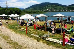 PIATRA-NEAMȚ: S-a deschis sezonul estival LA CAIACE – 2018. Vezi PROGRAMUL şi PREȚURILE (FOTO/VIDEO)