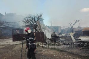 FOTO-VIDEO: Prăpăd la Tulnici! PATRU case s-au făcut SCRUM