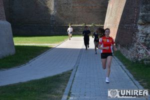 Cros în scop caritabil, pentru ajutorarea persoanelor bolnave de epilepsie, la Alba Iulia. Tibi Uşeriu, câştigătorul celui mai dur maraton din lume, este aşteptat
