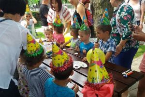 Constantin Rădulescu si parlamentarii PSD de Valcea au adus bucurie, de 1 iunie, copiilor din sute de familii valcene!